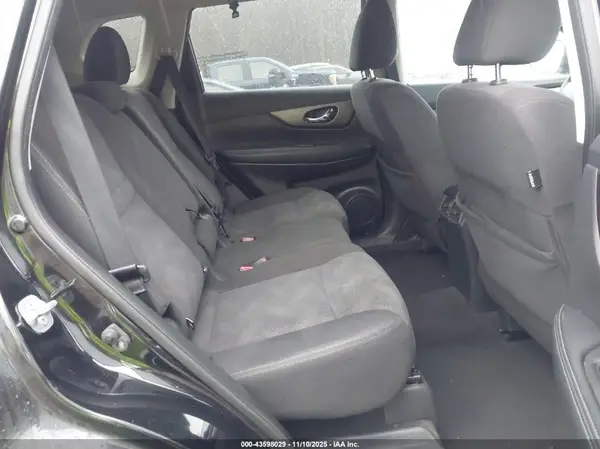 KNMAT2MV1GP710166 2016 NISSAN ROGUE - Image 8