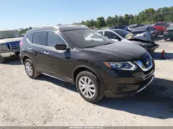 KNMAT2MV1HP505075 2017 NISSAN ROGUE