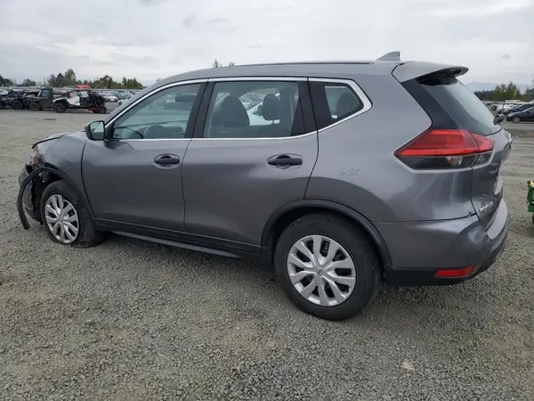 KNMAT2MV1HP507201 2017 NISSAN ROGUE - Image 2