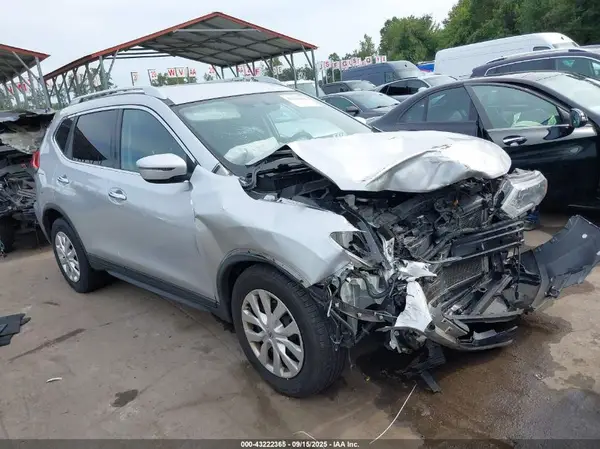 KNMAT2MV1HP521020 2017 NISSAN ROGUE - Image 1