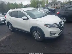 KNMAT2MV1HP521079 2017 NISSAN ROGUE