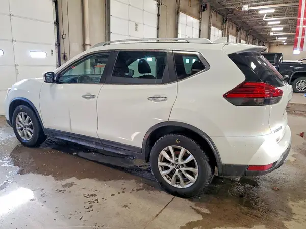 KNMAT2MV1HP522927 2017 NISSAN ROGUE - Image 2