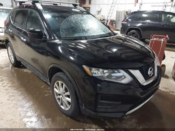 KNMAT2MV1HP524175 2017 NISSAN ROGUE - Image 1