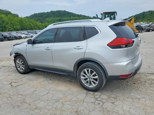 KNMAT2MV1HP525150 2017 NISSAN ROGUE - Image 2