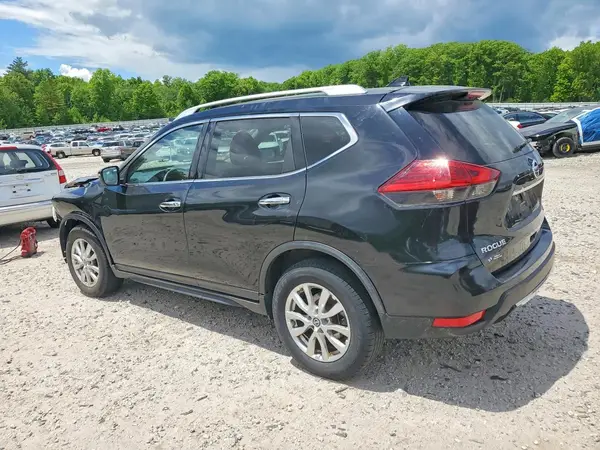 KNMAT2MV1HP529263 2017 NISSAN ROGUE - Image 2