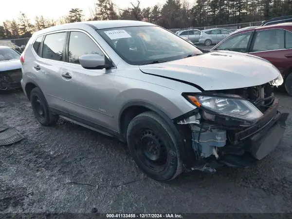 KNMAT2MV1HP547410 2017 NISSAN ROGUE - Image 1