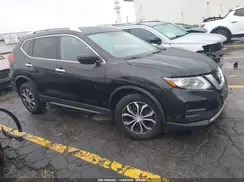 KNMAT2MV1HP552641 2017 NISSAN ROGUE