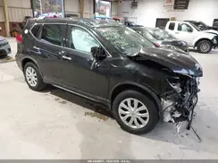 KNMAT2MV1HP555359 2017 NISSAN ROGUE