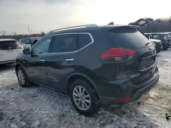 KNMAT2MV1HP582853 2017 NISSAN ROGUE - Image 2