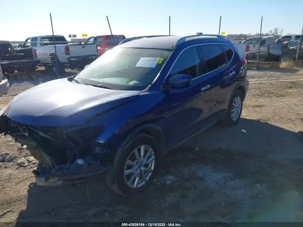 KNMAT2MV1HP584344 2017 NISSAN ROGUE - Image 2