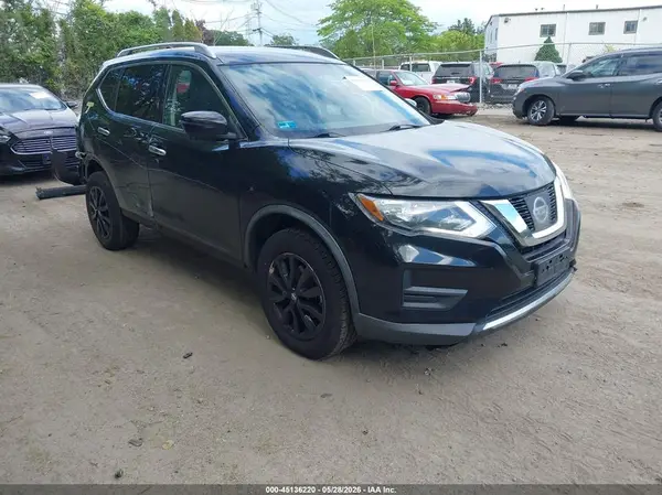 KNMAT2MV1HP590483 2017 NISSAN ROGUE - Image 1