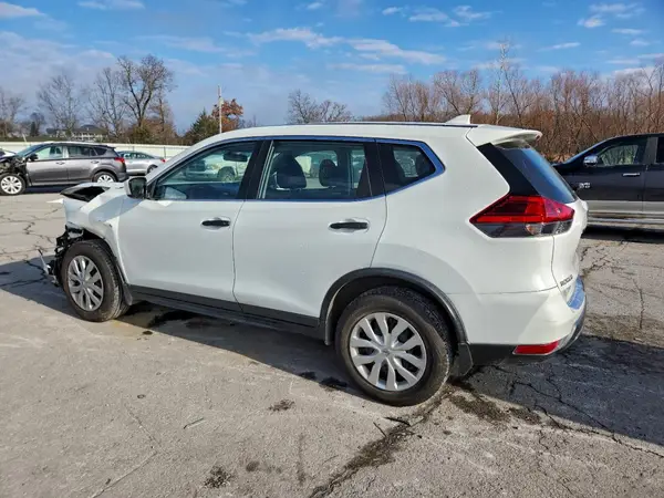 KNMAT2MV1HP600140 2017 NISSAN ROGUE - Image 2