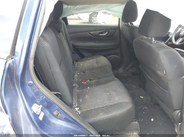 KNMAT2MV1HP602308 2017 NISSAN ROGUE - Image 8