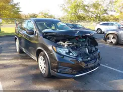 KNMAT2MV1HP604222 2017 NISSAN ROGUE