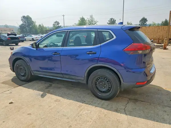 KNMAT2MV1HP604415 2017 NISSAN ROGUE - Image 2