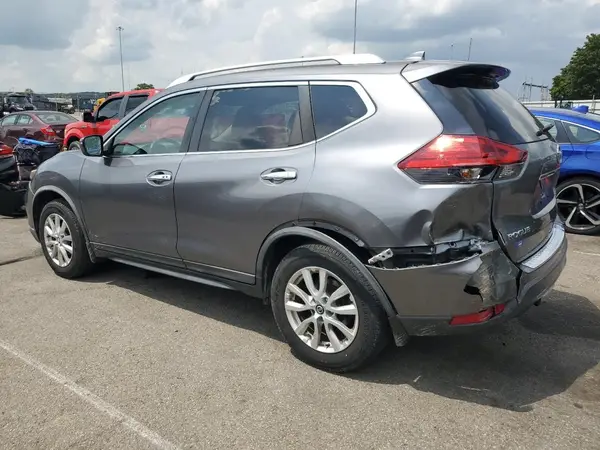 KNMAT2MV1HP604589 2017 NISSAN ROGUE - Image 2