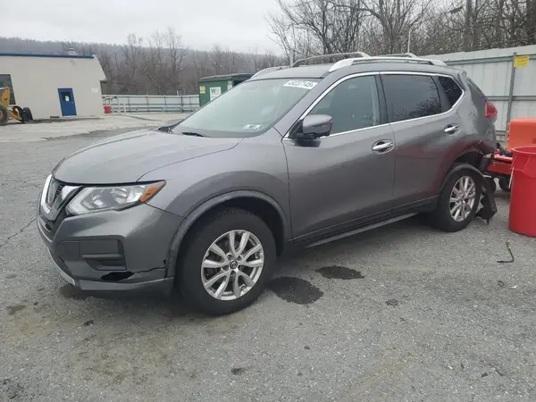 KNMAT2MV1HP615415 2017 NISSAN ROGUE - Image 1