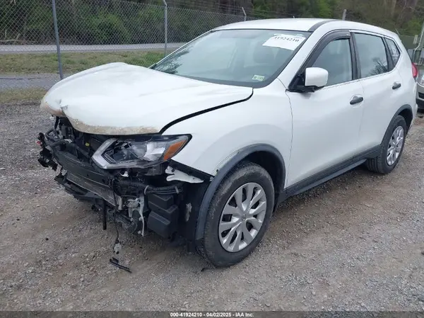 KNMAT2MV1HP617133 2017 NISSAN ROGUE - Image 2
