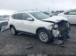 KNMAT2MV1HP619092 2017 NISSAN ROGUE