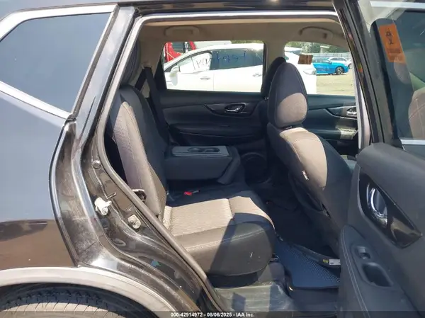 KNMAT2MV1JP501565 2018 NISSAN ROGUE - Image 8