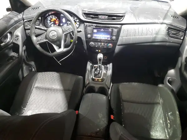 KNMAT2MV1JP502702 2018 NISSAN ROGUE - Image 8