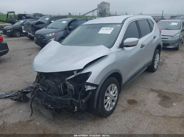 KNMAT2MV1JP508659 2018 NISSAN ROGUE - Image 2