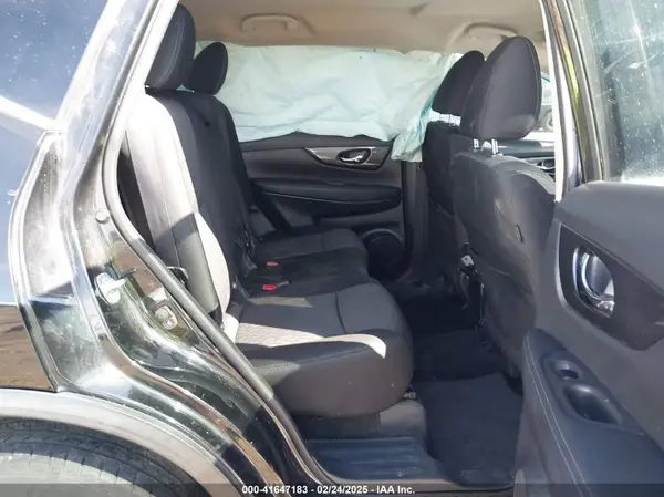 KNMAT2MV1JP511206 2018 NISSAN ROGUE - Image 8