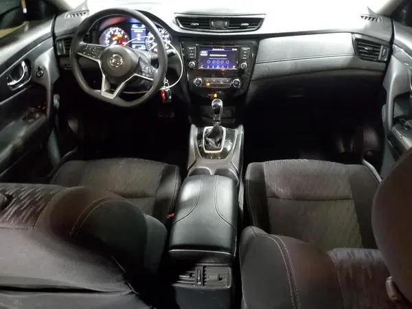 KNMAT2MV1JP513943 2018 NISSAN ROGUE - Image 8