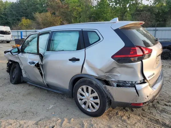 KNMAT2MV1JP514848 2018 NISSAN ROGUE - Image 2