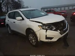 KNMAT2MV1JP517944 2018 NISSAN ROGUE