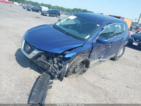 KNMAT2MV1JP518477 2018 NISSAN ROGUE - Image 2