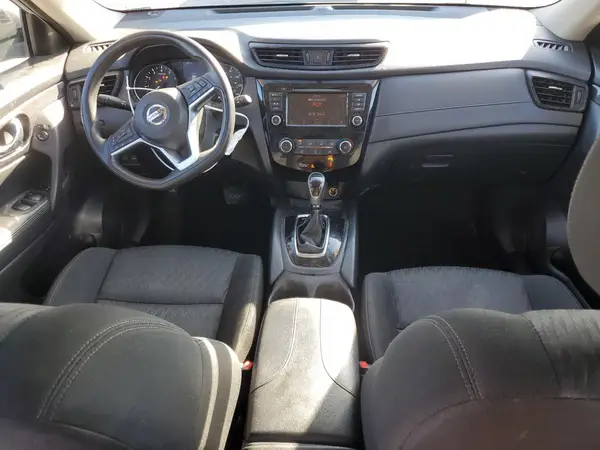 KNMAT2MV1JP518639 2018 NISSAN ROGUE - Image 8