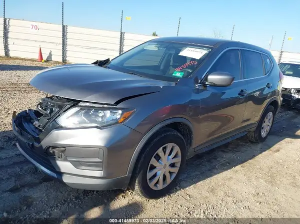 KNMAT2MV1JP522254 2018 NISSAN ROGUE - Image 2