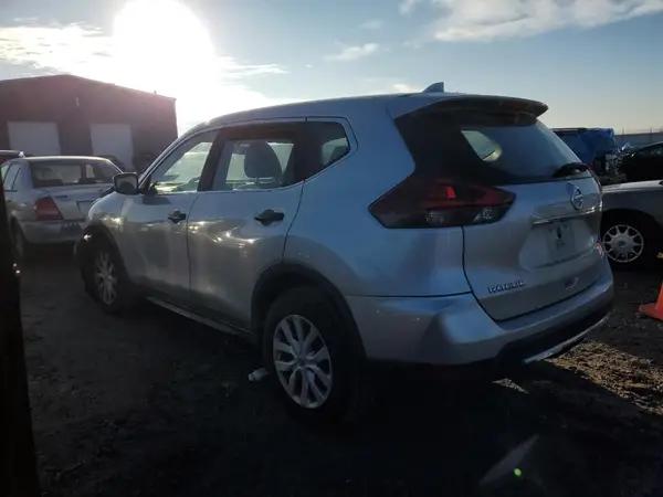 KNMAT2MV1JP522707 2018 NISSAN ROGUE - Image 2