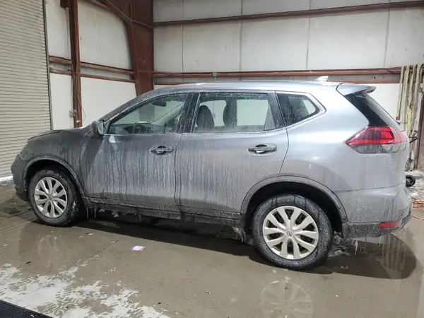 KNMAT2MV1JP527809 2018 NISSAN ROGUE - Image 2