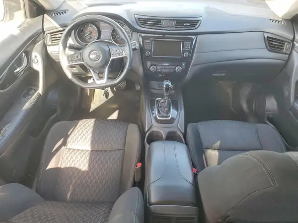 KNMAT2MV1JP529995 2018 NISSAN ROGUE - Image 8