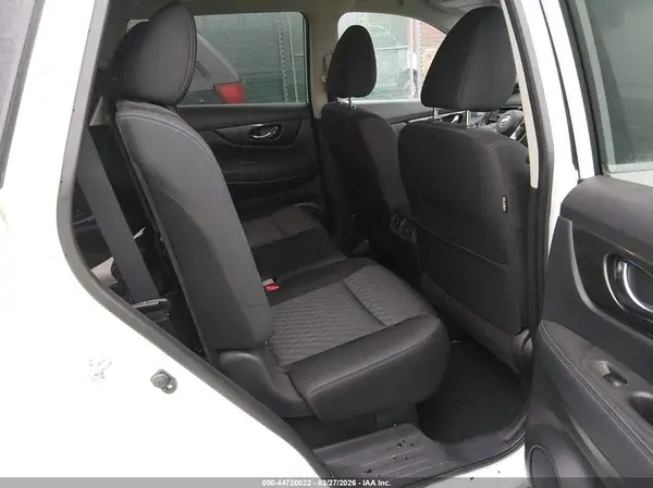 KNMAT2MV1JP531634 2018 NISSAN ROGUE - Image 8