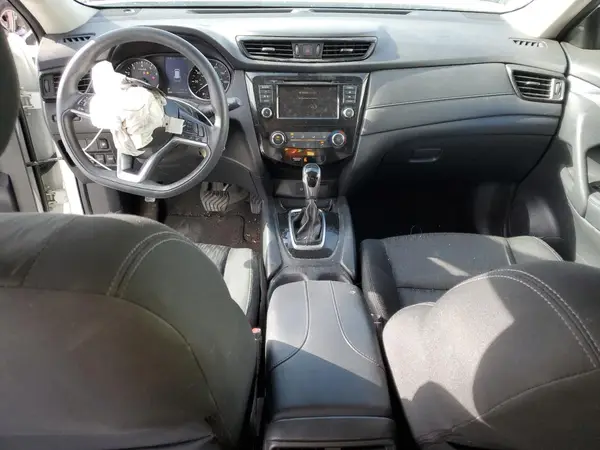 KNMAT2MV1JP534016 2018 NISSAN ROGUE - Image 8