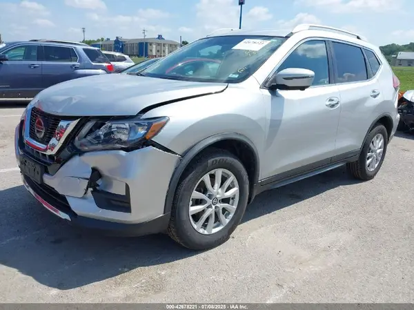 KNMAT2MV1JP535294 2018 NISSAN ROGUE - Image 2
