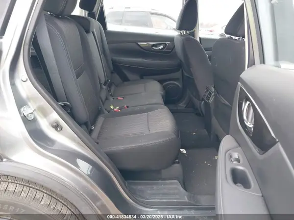 KNMAT2MV1JP535599 2018 NISSAN ROGUE - Image 8