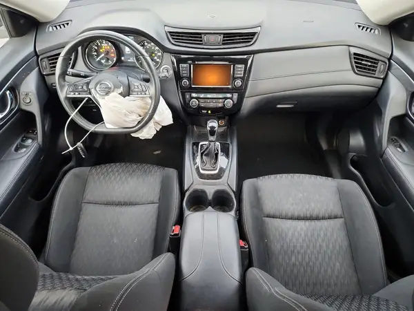 KNMAT2MV1JP540009 2018 NISSAN ROGUE - Image 8
