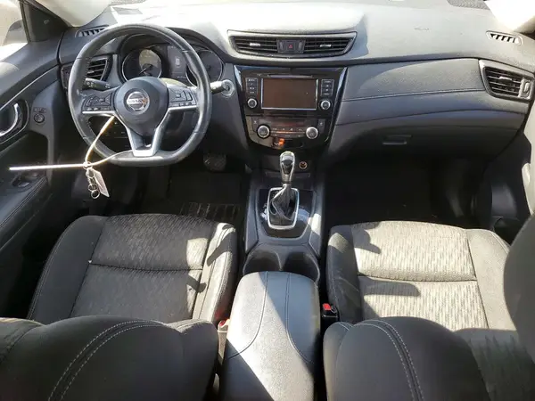 KNMAT2MV1JP541239 2018 NISSAN ROGUE - Image 8