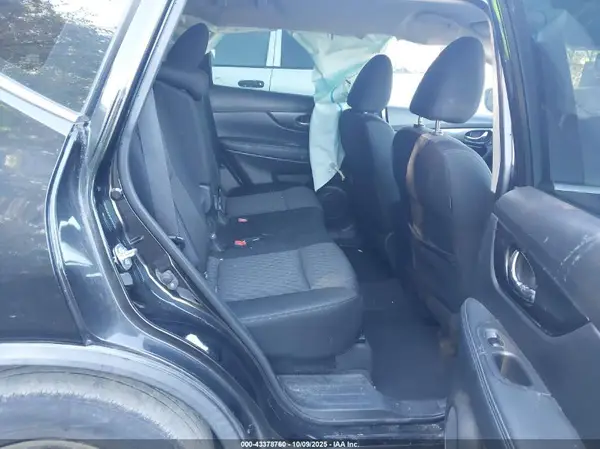 KNMAT2MV1JP542925 2018 NISSAN ROGUE - Image 8