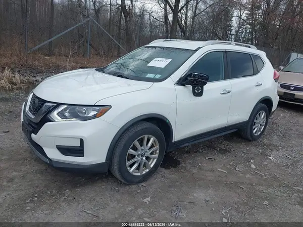 KNMAT2MV1JP547056 2018 NISSAN ROGUE - Image 2
