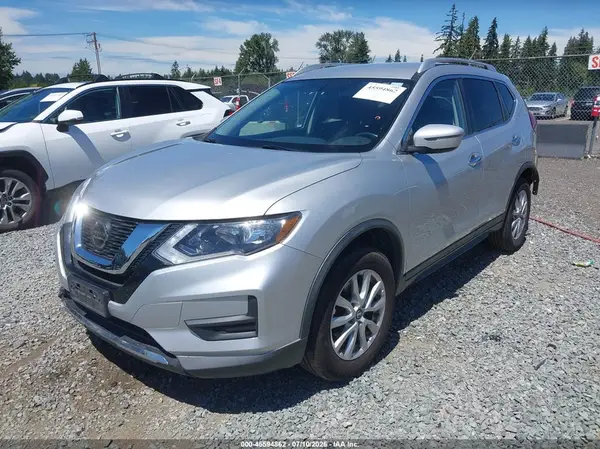 KNMAT2MV1JP547669 2018 NISSAN ROGUE - Image 2
