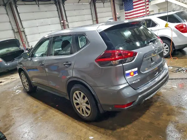 KNMAT2MV1JP548885 2018 NISSAN ROGUE - Image 2