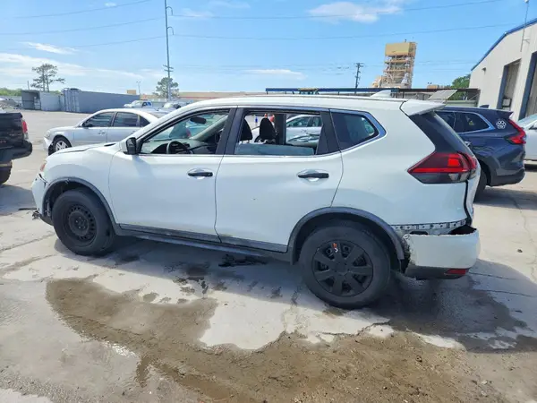 KNMAT2MV1JP550703 2018 NISSAN ROGUE - Image 2