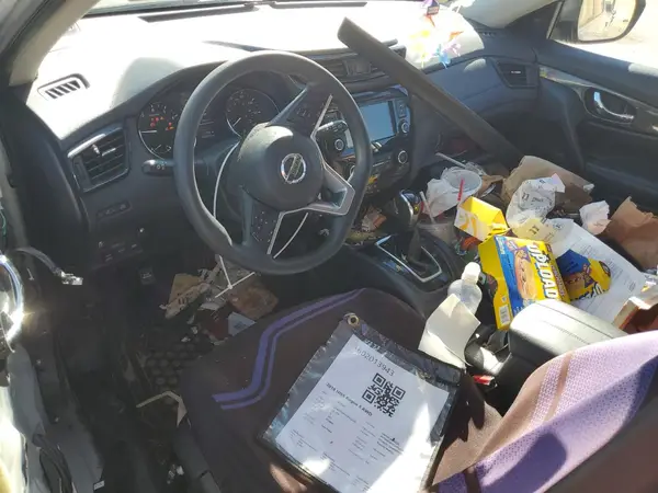 KNMAT2MV1JP553228 2018 NISSAN ROGUE - Image 8