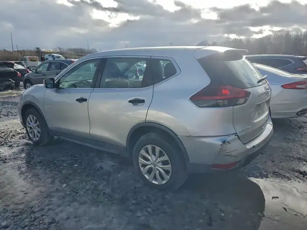 KNMAT2MV1JP554136 2018 NISSAN ROGUE - Image 2