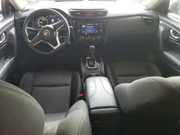 KNMAT2MV1JP554251 2018 NISSAN ROGUE - Image 8